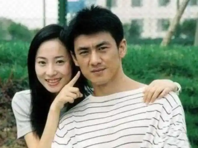 任天野的老婆(特种兵专业户任天野亮相)