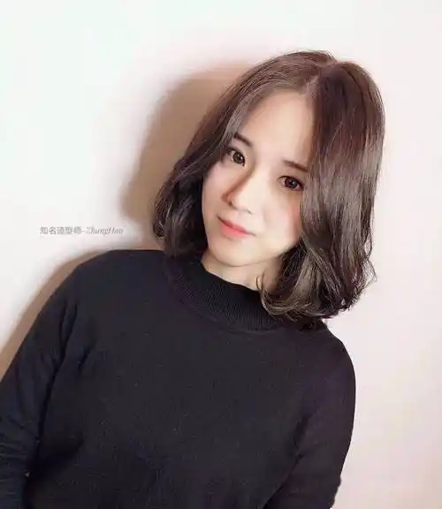 20岁左右的女生弄什么样的发型最好看