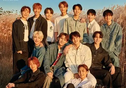 1/ 12 韩国男团seventeen近日为某杂志最新一期拍摄封面照.