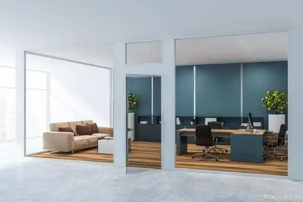 办公室玻璃隔断墙装修效果图:打造现代办公环境的必备装饰灵感!
