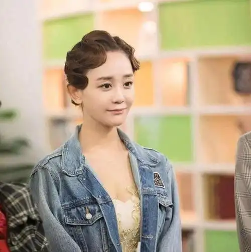 回顾"天生苦相"的6位女星,越看越丧,五官漂亮却演啥都苦情