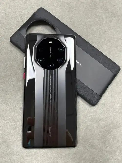 华为mate40rs保时捷8256g官换屏幕98新出