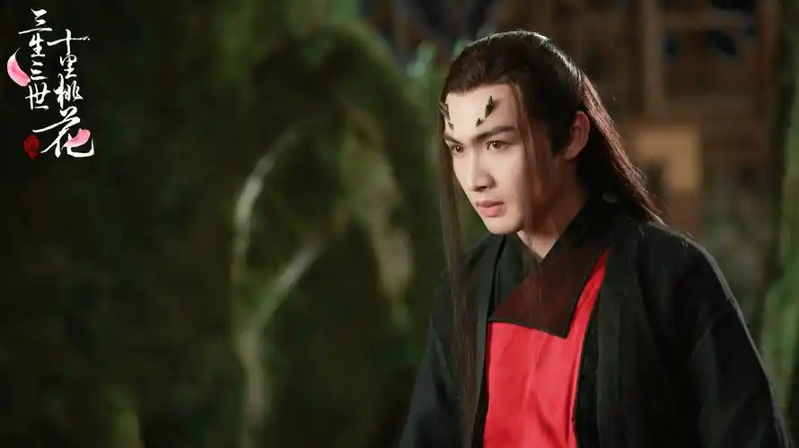 三生三世十里桃花张彬彬 饰 离镜