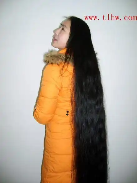 湖北长发女佘艳红发长180米图片2