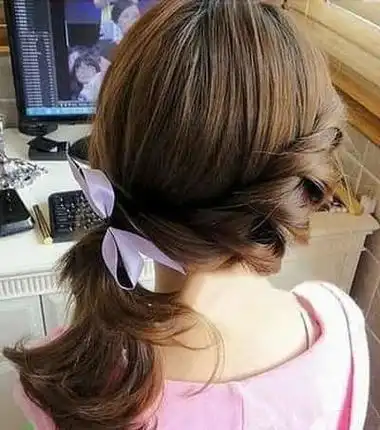 中长发编发走亲戚发型,中长发怎样扎发开型?