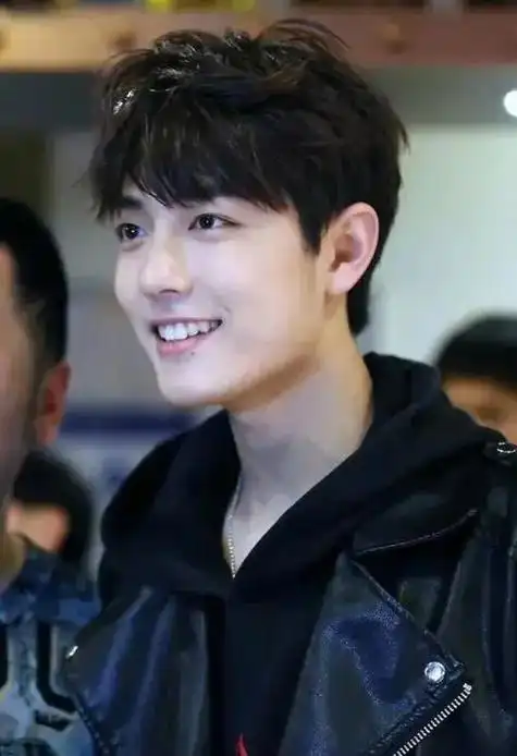 肖战 #向全世界安利肖战 #肖战粉丝小飞侠 #永远支持你 - 抖音