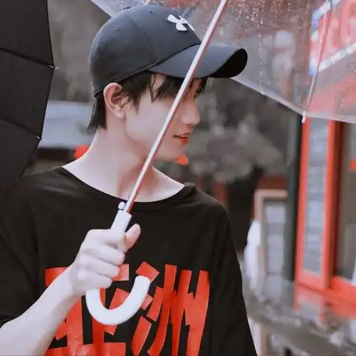 微信头像敖子逸