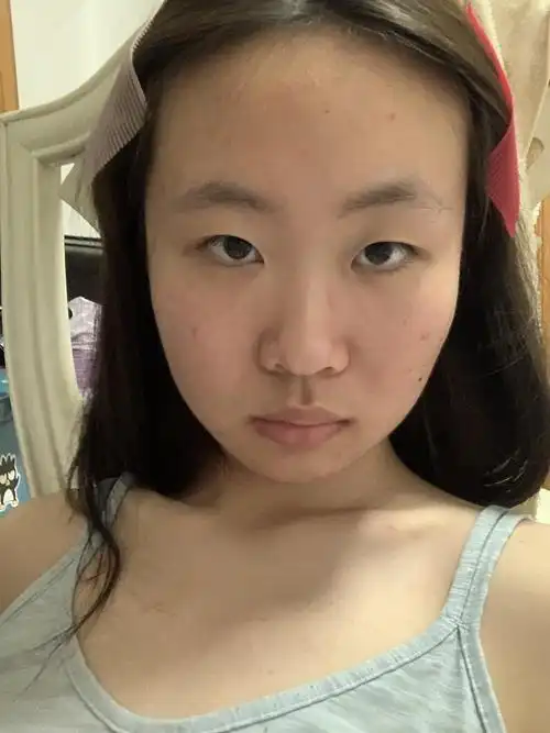 4. 原相机下素颜的我