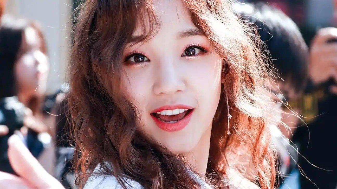 宋雨琦-小可爱橙素()/侵权删