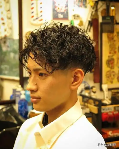 脸大脸宽的男生适合什么发型图片,脸胖的男生留这25款短发也很帅!