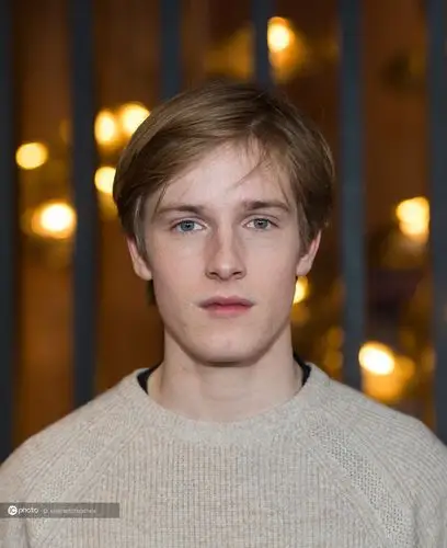 日耳曼标准美男子97年小鲜肉路易斯霍夫曼泪汪汪小眼神让人欲罢不能