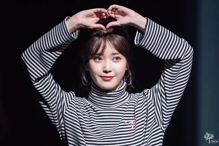 iu 李知恩 头像 7815 - 堆糖,美图壁纸兴趣社区