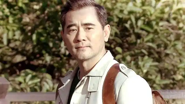 品冠《一个人不一定不快乐》