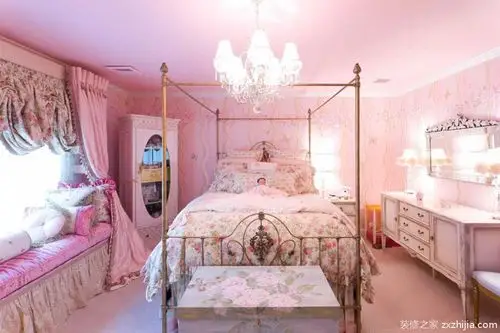 粉色浪漫美式风格公主房设计案例
