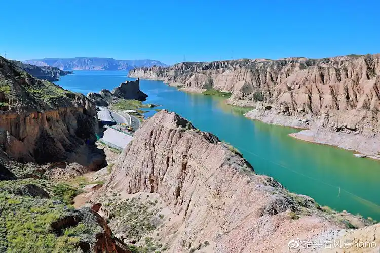 "高原古水道,大河第一峡",霸气的龙羊峡泄洪,难得一见