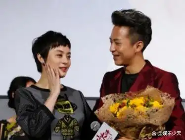 何润东:三次表白孙俪被拒,41岁娶柜姐为妻,如今怎样了?