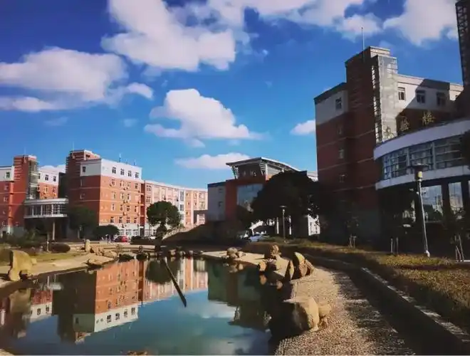 常熟市中学 常熟市第一中学-徐拾记官网