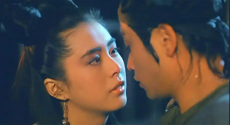 情爱如梦梦里依稀依稀有泪光