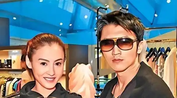 如今才明白谢霆锋对张柏芝不是喜欢而是深爱