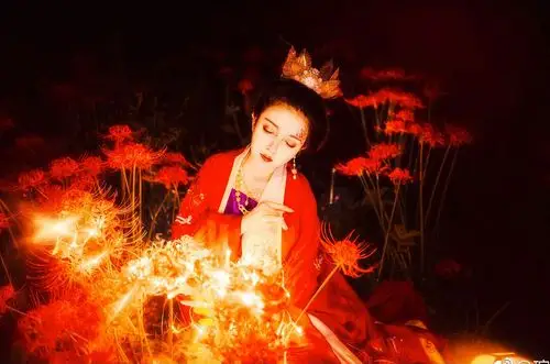 2月9日 23:53   关注  壁纸 女头 女生头像 古风 评论 收藏