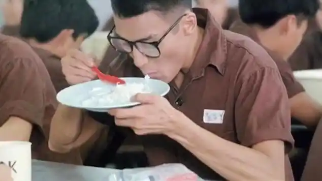 监狱风云卢家耀出狱,狱友们的忠告太让人感动