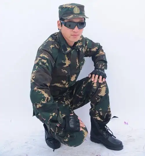 户外09特种兵迷彩服 猎人作训服套装 冲锋衣裤 工作服厂家直销