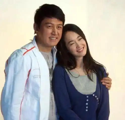 左小青的红尘情史,因美貌与9个男人传绯闻,嫁百亿富商终成空