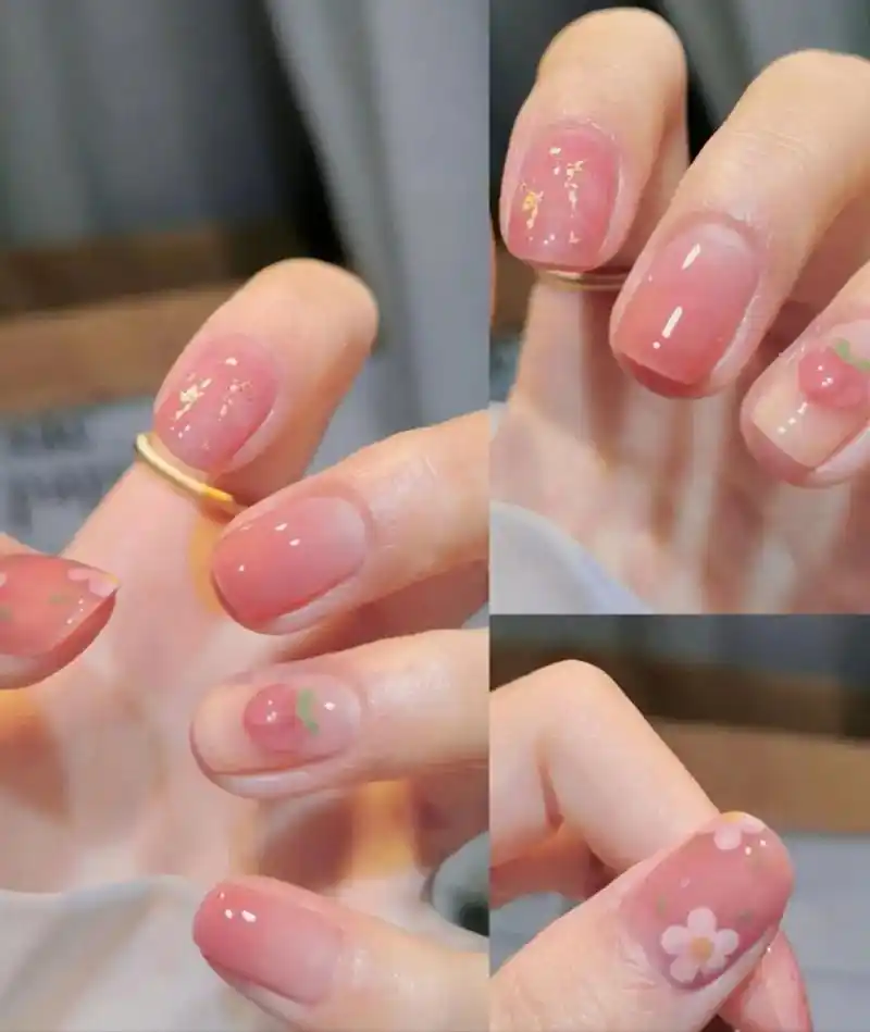 这照片绝了 #美甲款式图片2021最火网红款 半长款美甲! - 抖音