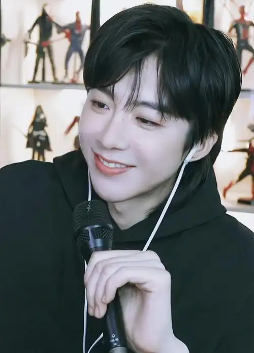 收手吧刘宇宁!别折磨观众了,又丑又油还演古装美男,雷人又尴尬