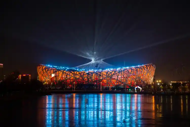 直播录像丨北京冬奥会开幕式开始,"鸟巢"流光溢彩璀璨夺目_上直播