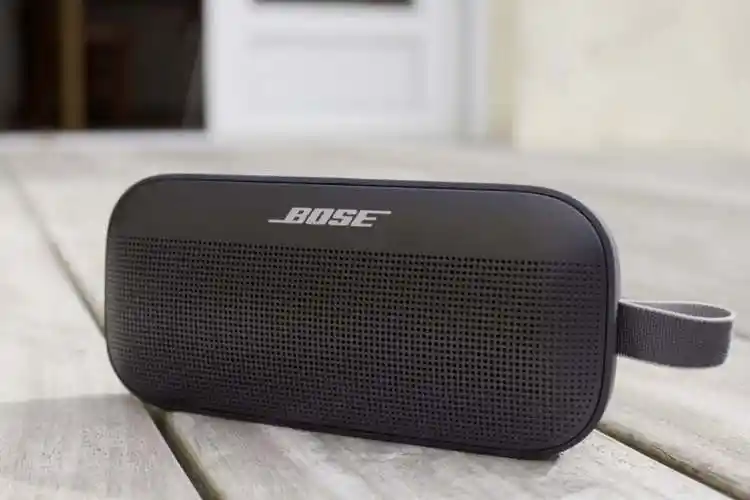 bose soundlink flex蓝牙音箱:室内户外兼具的高品质选择_腾讯新闻