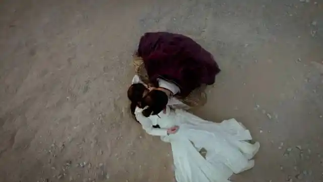 东宫小枫自杀前的微笑表明原谅李承鄞男主欺骗自己才能活下去