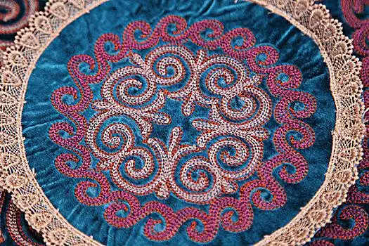 哈萨克族精美手工地毯