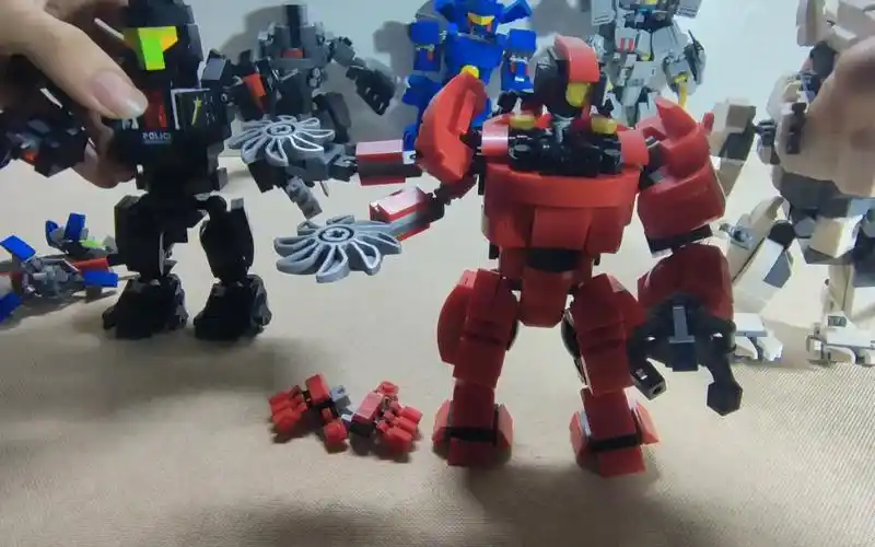 环太平洋机甲积木moc暴风赤红