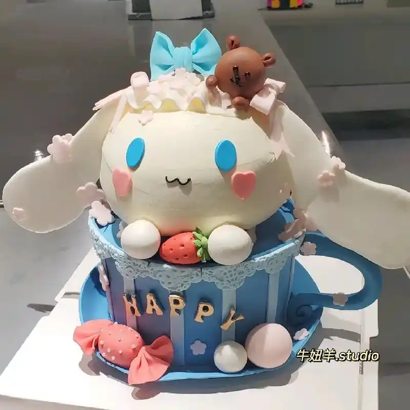 重庆蛋糕定制 #最好吃的动物奶油蛋糕 #翻糖蛋糕#玉桂狗蛋 - 抖音