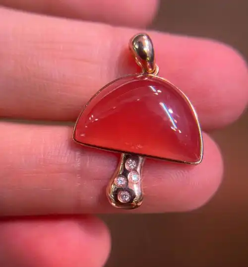 1mm#冰种红纹石  #红纹石吊坠  #红纹石  #18k金  #宝石吊坠