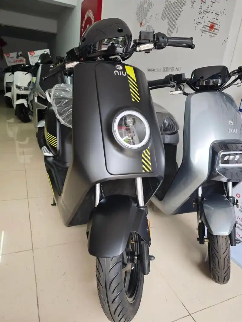 小牛n play 电摩 新款现货 2024小牛n lay一代神车 王者归来!