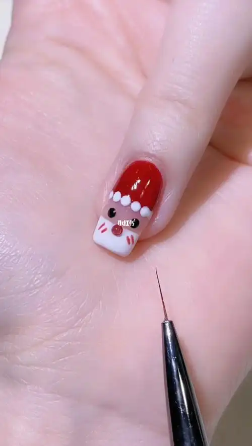 简单手绘圣诞美甲画法
