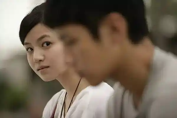 喜欢一个人的眼神是什么样子?