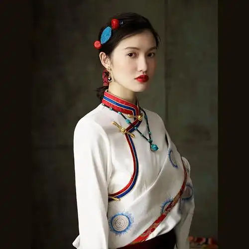 传统经典藏式 藏装女新款衬衣衬衫棉麻藏服上衣 女装藏族 卓玛服