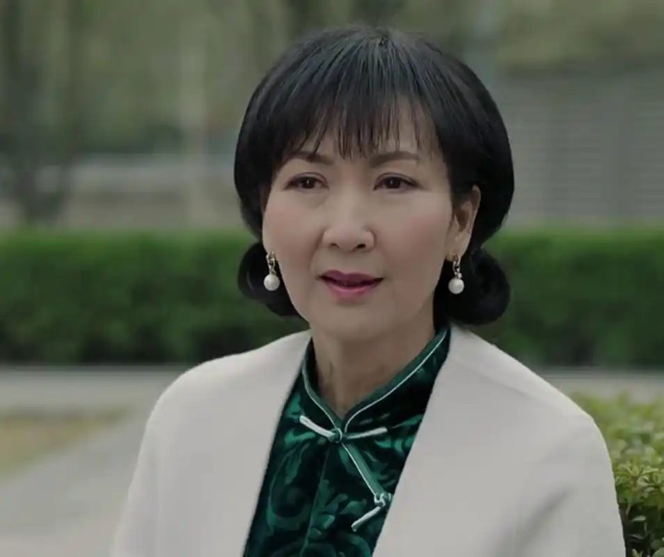 陈美琪:当年的最美小青如今只能演这种老态的角色