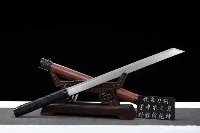 唐横刀-战魂,手工锻造折叠百炼花纹钢斧刃研磨,酸枝木鞘