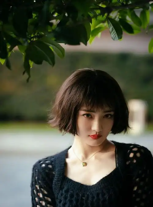 本以为长发的徐璐够美了,直到她剪了短发,颜值立马上升几个度|发型