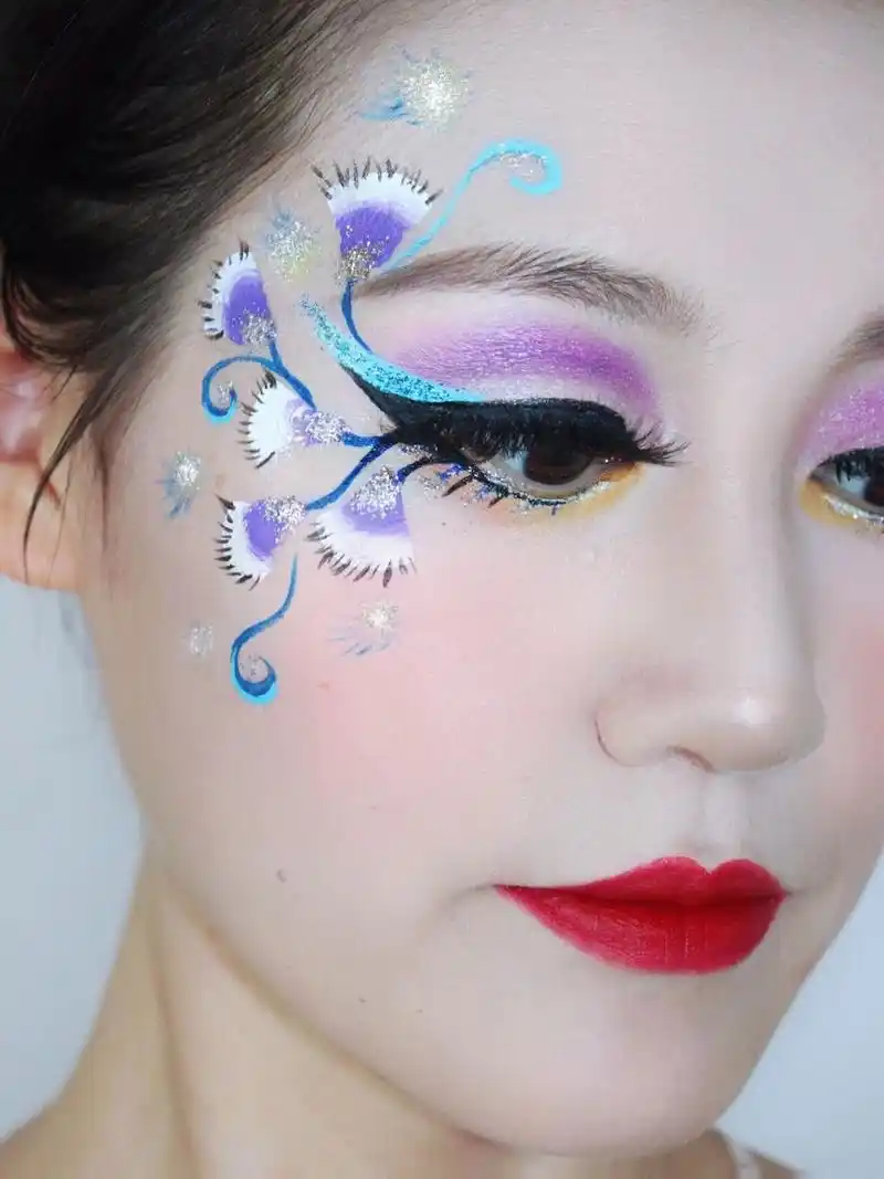 儿童舞台妆教程| 附超详细彩绘妆容步骤 舞台妆常用的花瓣彩绘妆容