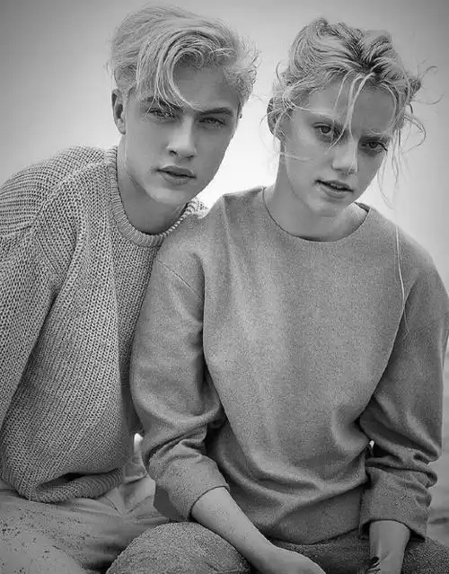 lucky blue smith和他的姐姐