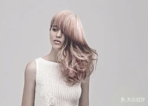 丁单专业美发私人工作室(1503美发工作室)长发图片 - 第30张