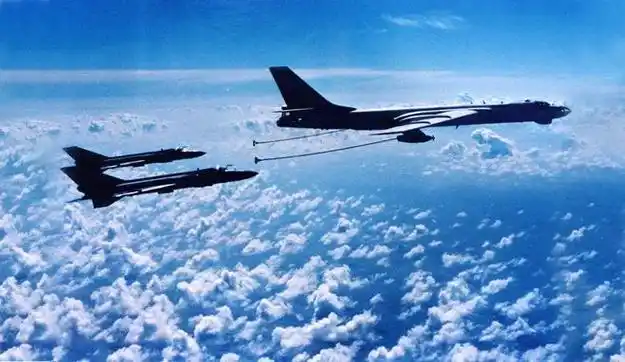 吊舱|飞机|加油机|歼-8|军用飞行器|军用直升机_网易订阅