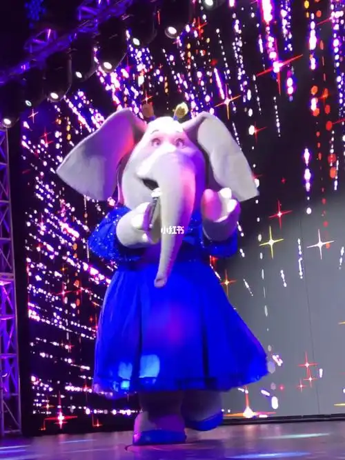 千呼万唤始出来的美女米娜#北京环球影城  #欢乐好声音  #环球影城