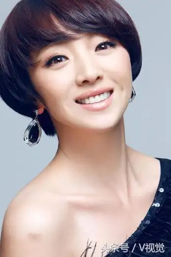 杨舒《特种兵之火凤凰》中饰 何璐.