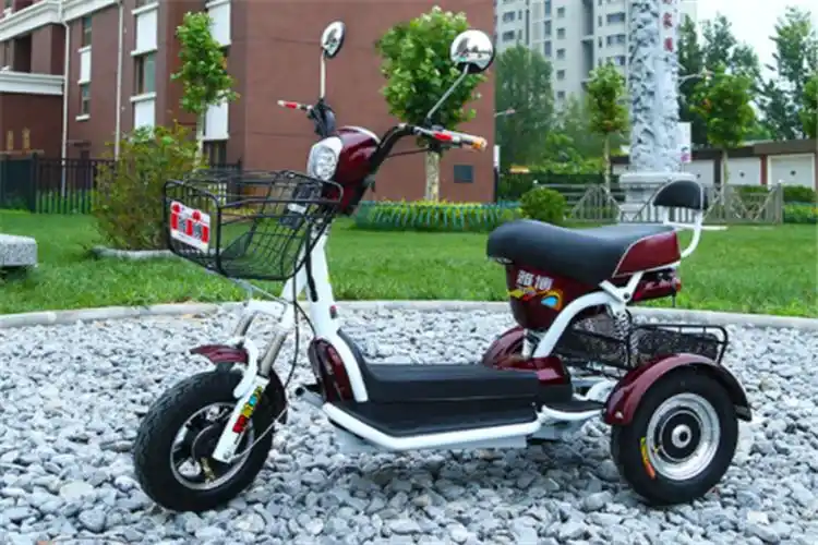 雅博电动三轮车